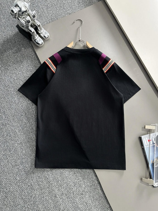 ブランドTシャツ背面デザイン